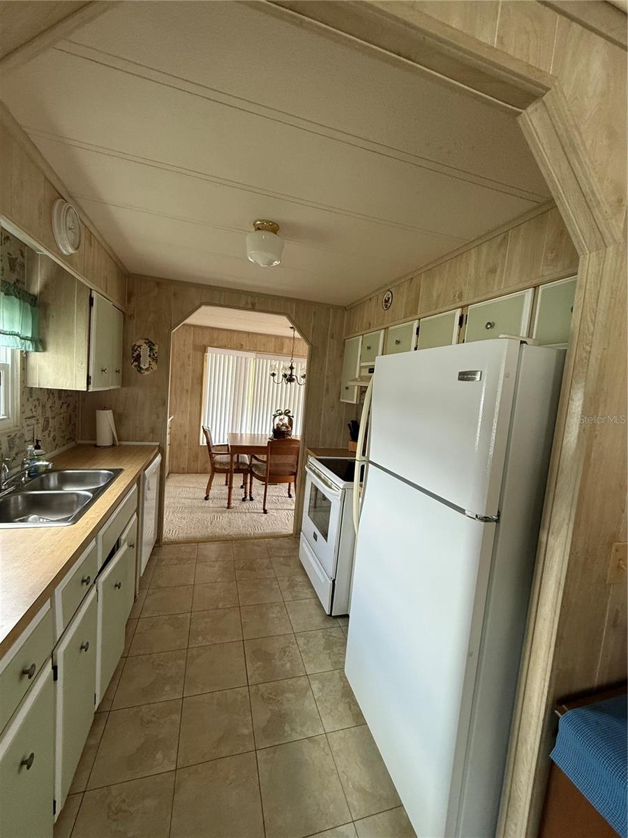 2055 S Floral Ave #175 Property Photo 15
