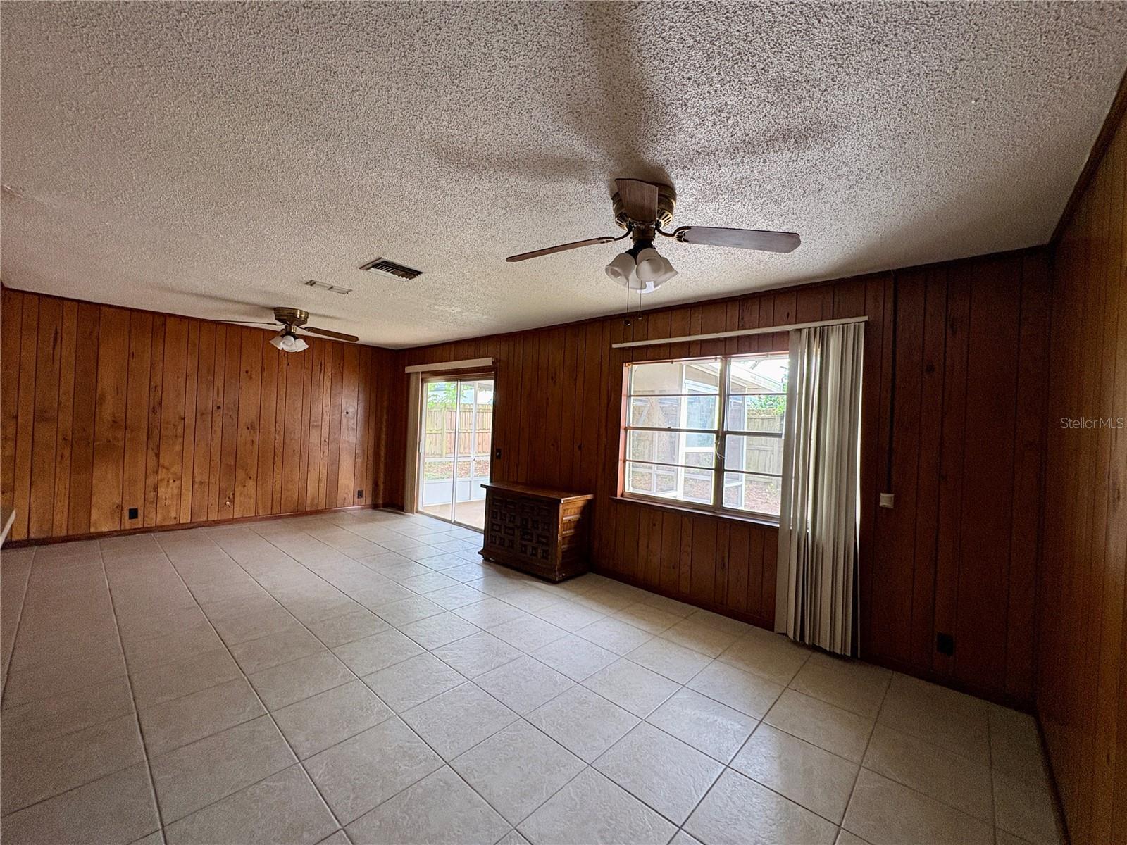 728 Lake Ned Rd Property Photo 12