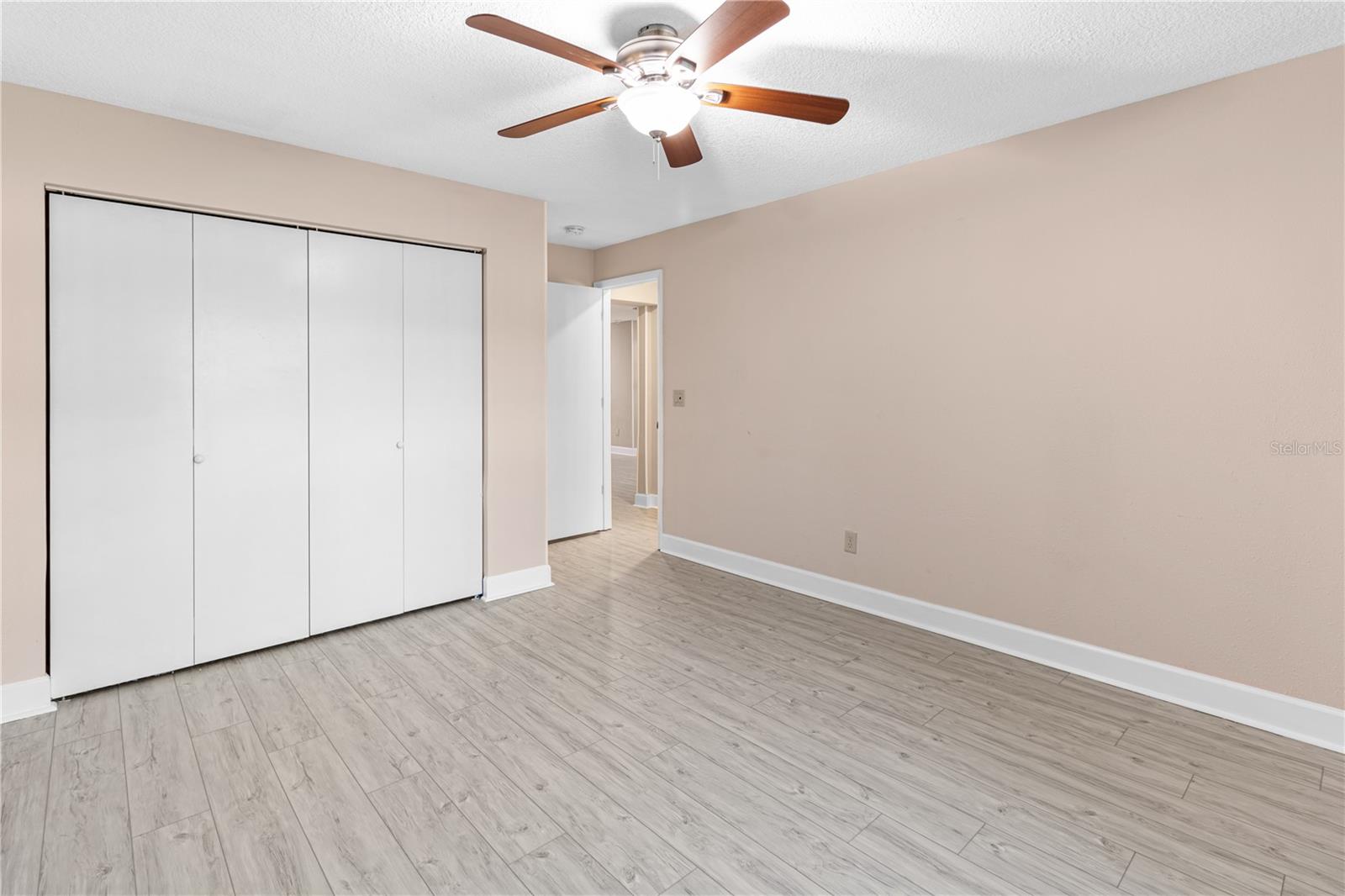 1929 Valencia Way Property Photo 18