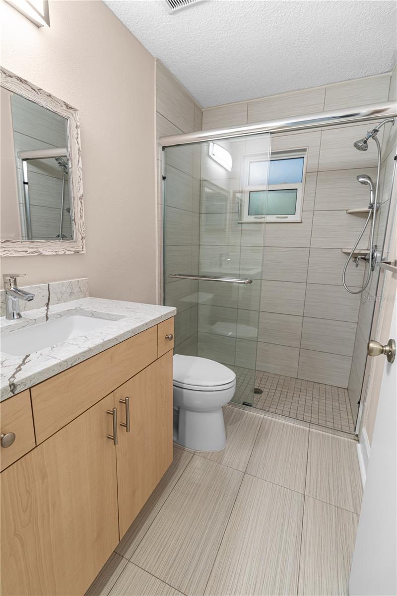 1929 Valencia Way Property Photo 35