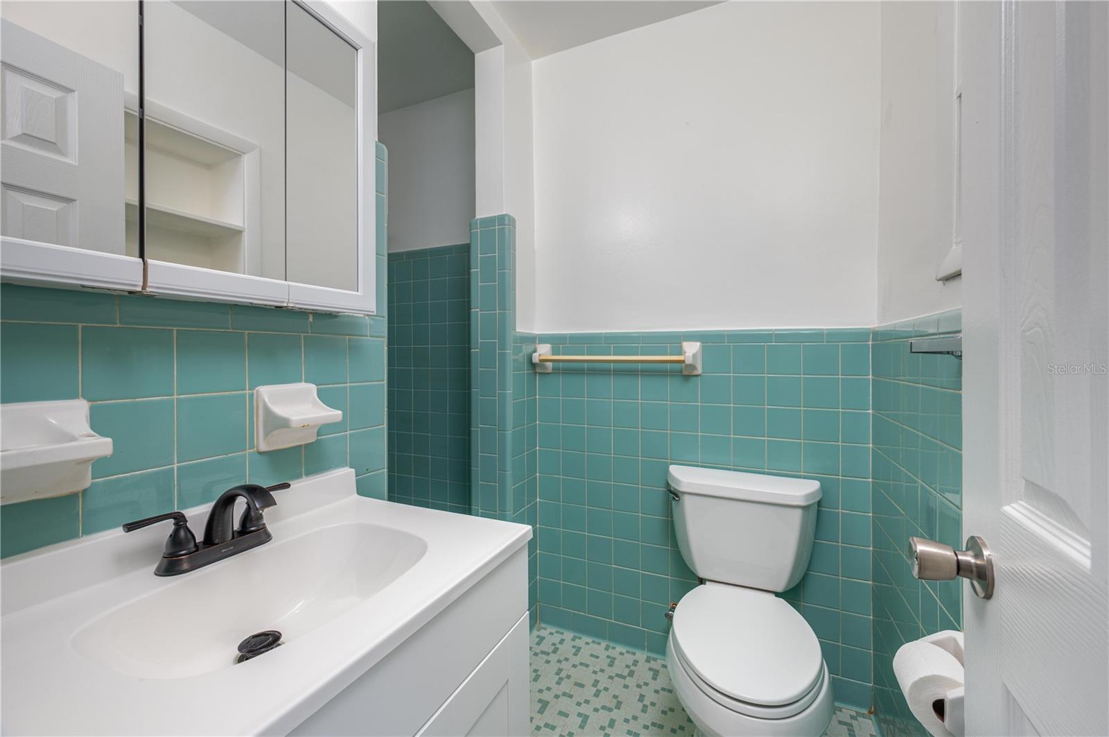 2230 W Helen Cir Property Photo 23