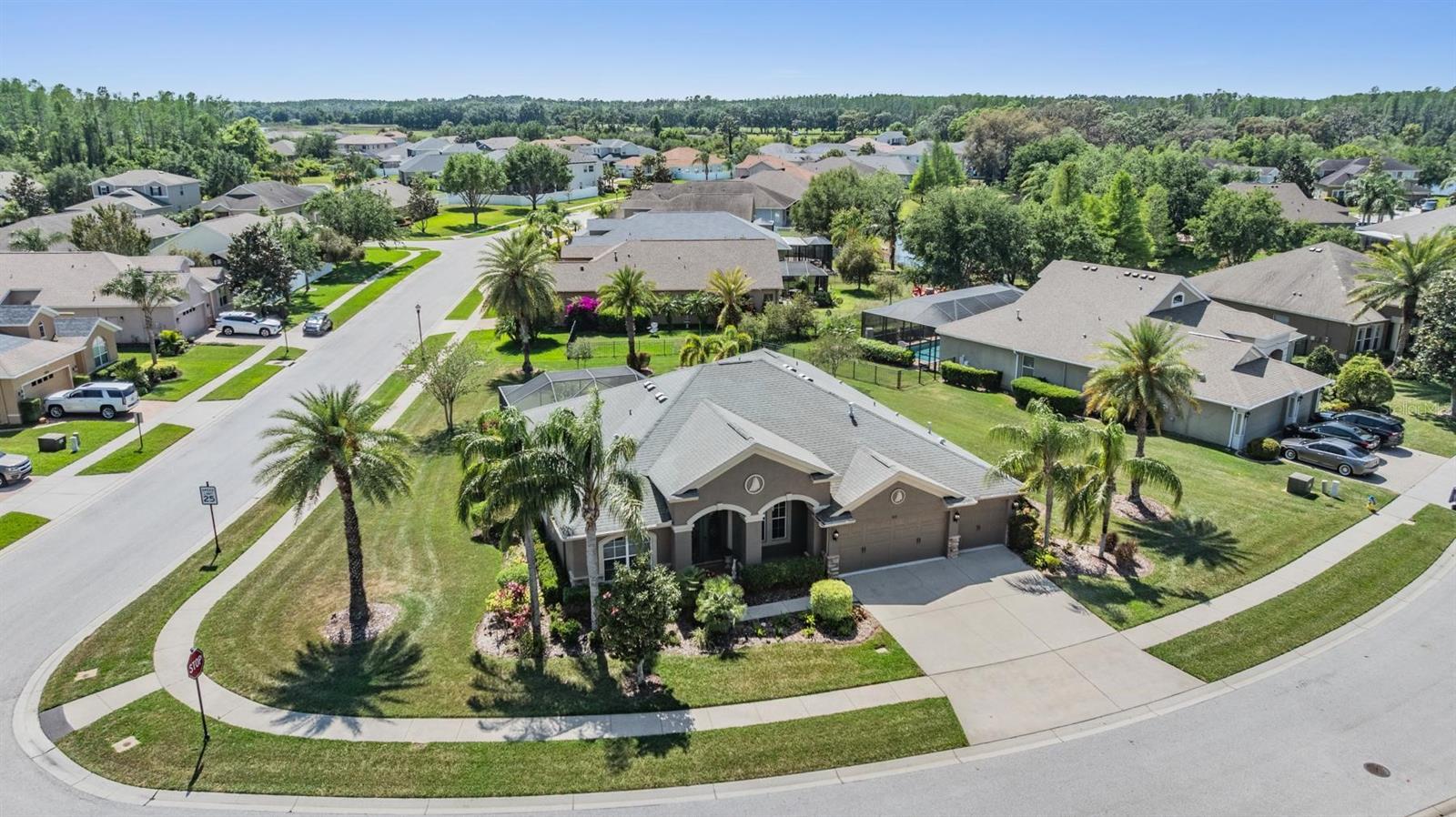 8721 Crystal Creek Ct Property Photo 3