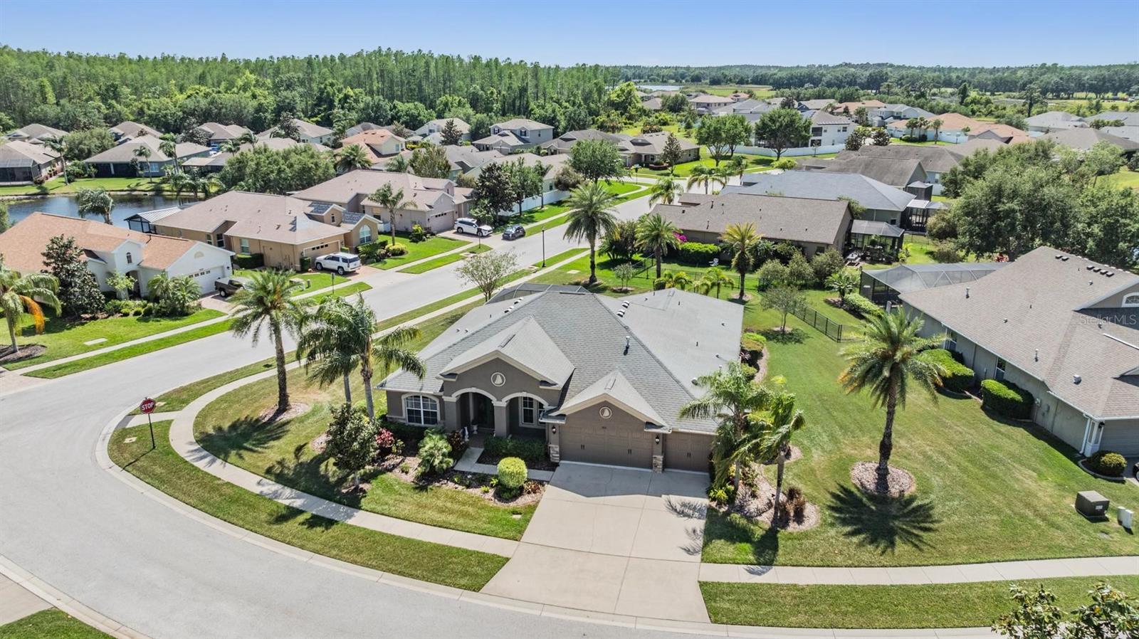 8721 Crystal Creek Ct Property Photo 4