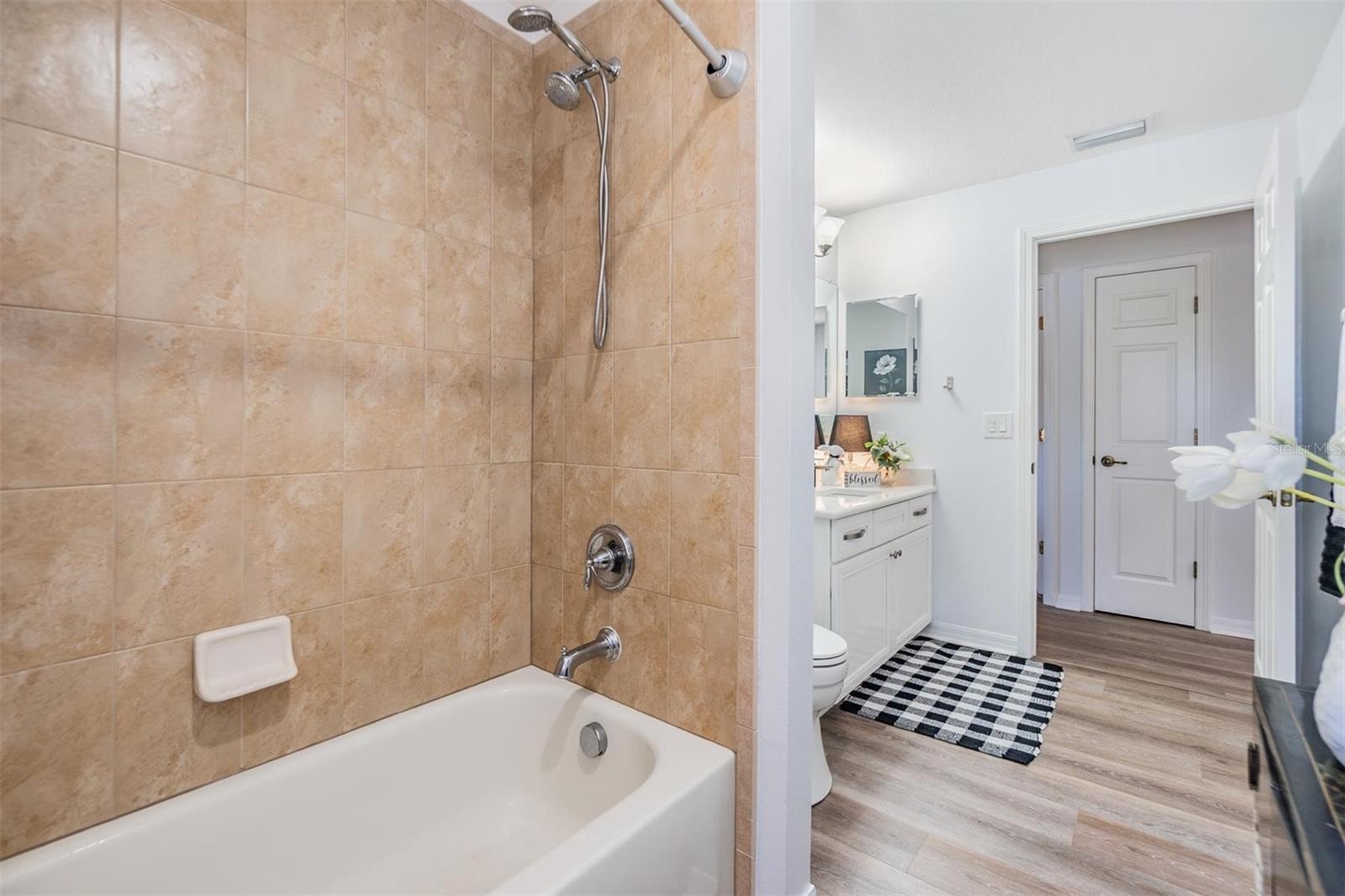 8721 Crystal Creek Ct Property Photo 33