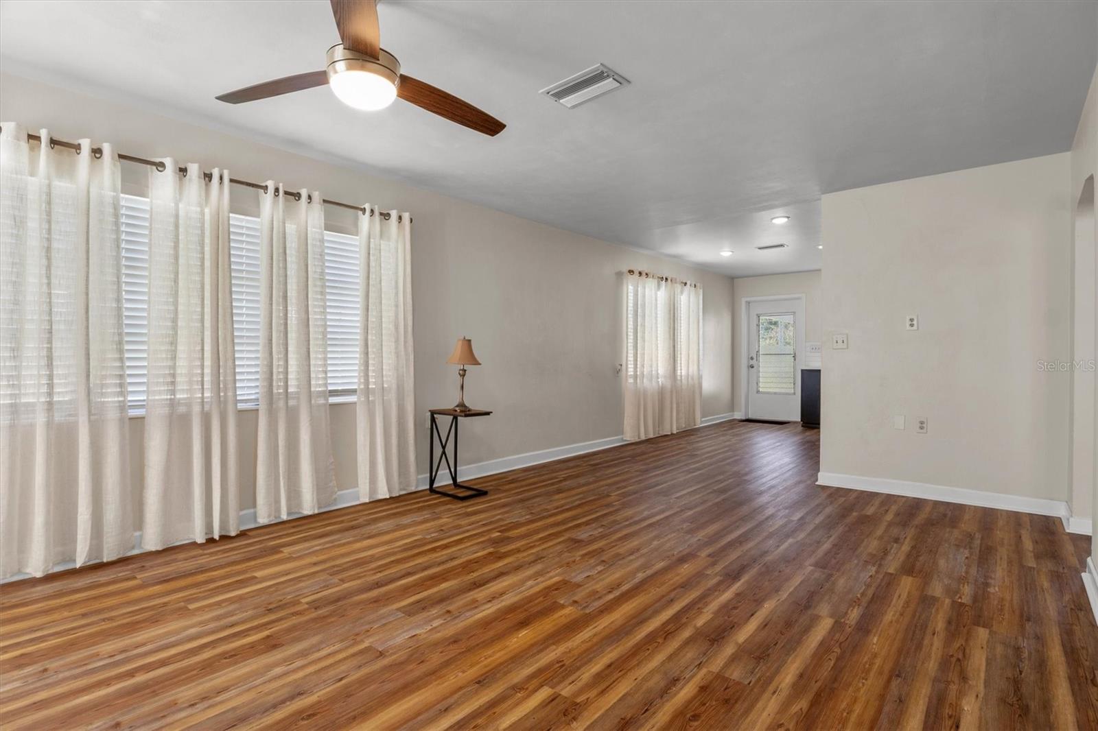 1213 8th St Nw Property Photo 4
