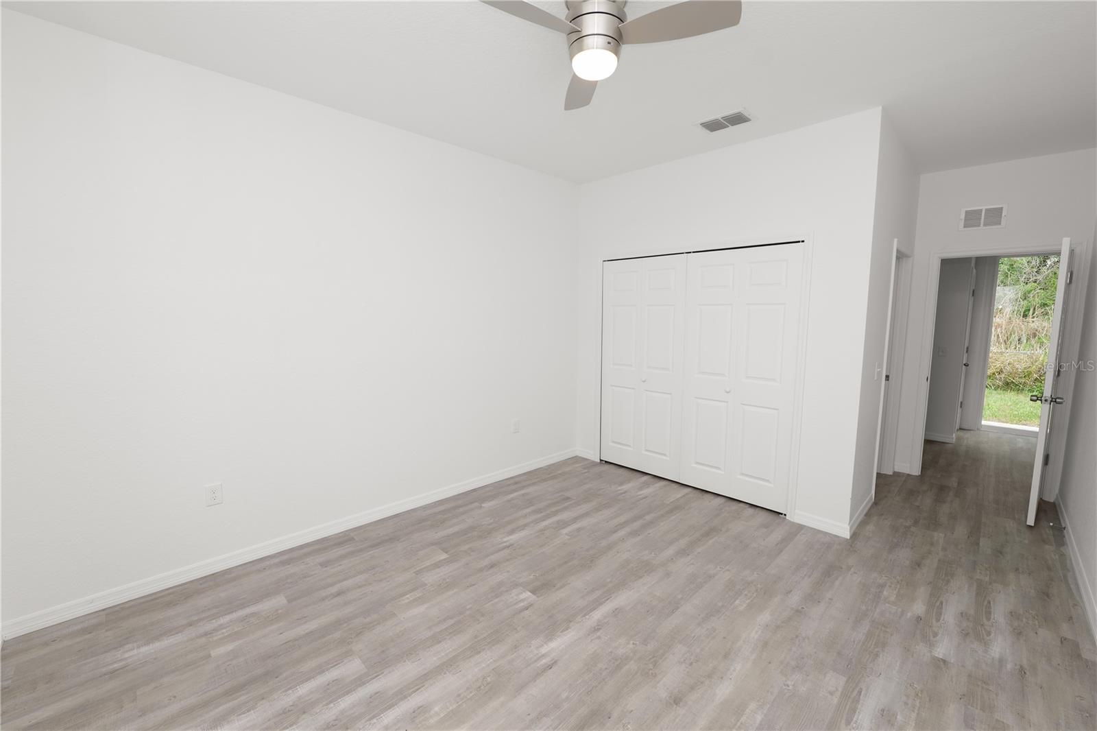 3353 S Combee Rd Property Photo 18
