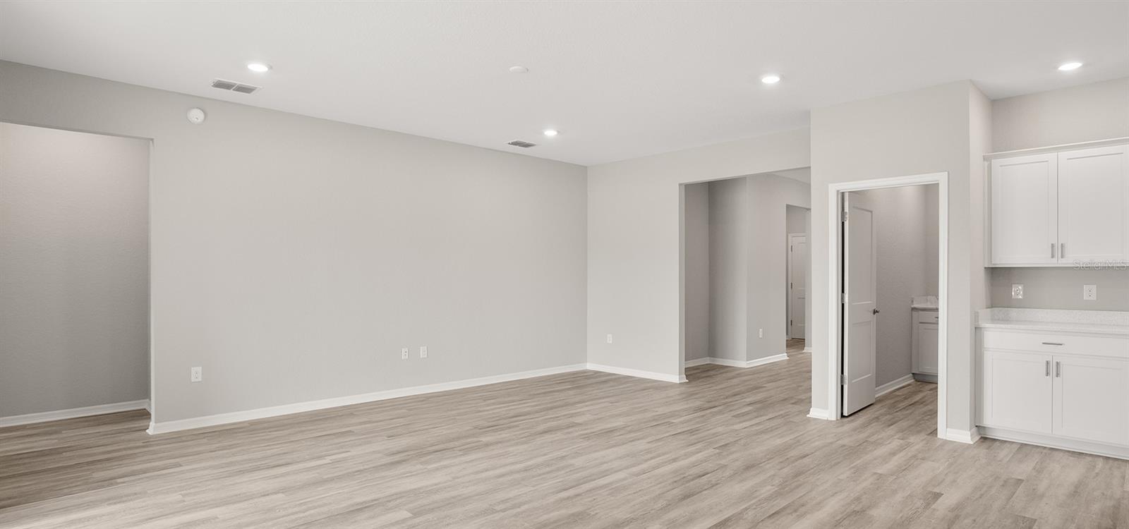 7671 Sw 6th Loop Property Photo 5