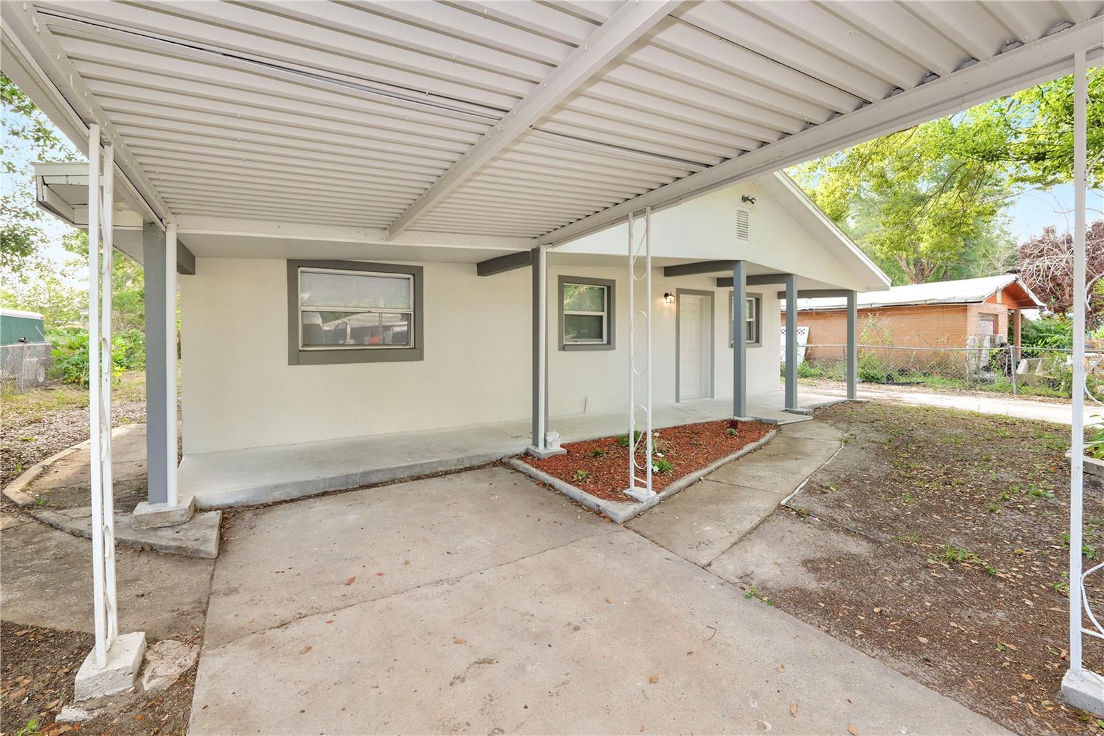 114 Shelton Ave Property Photo 4