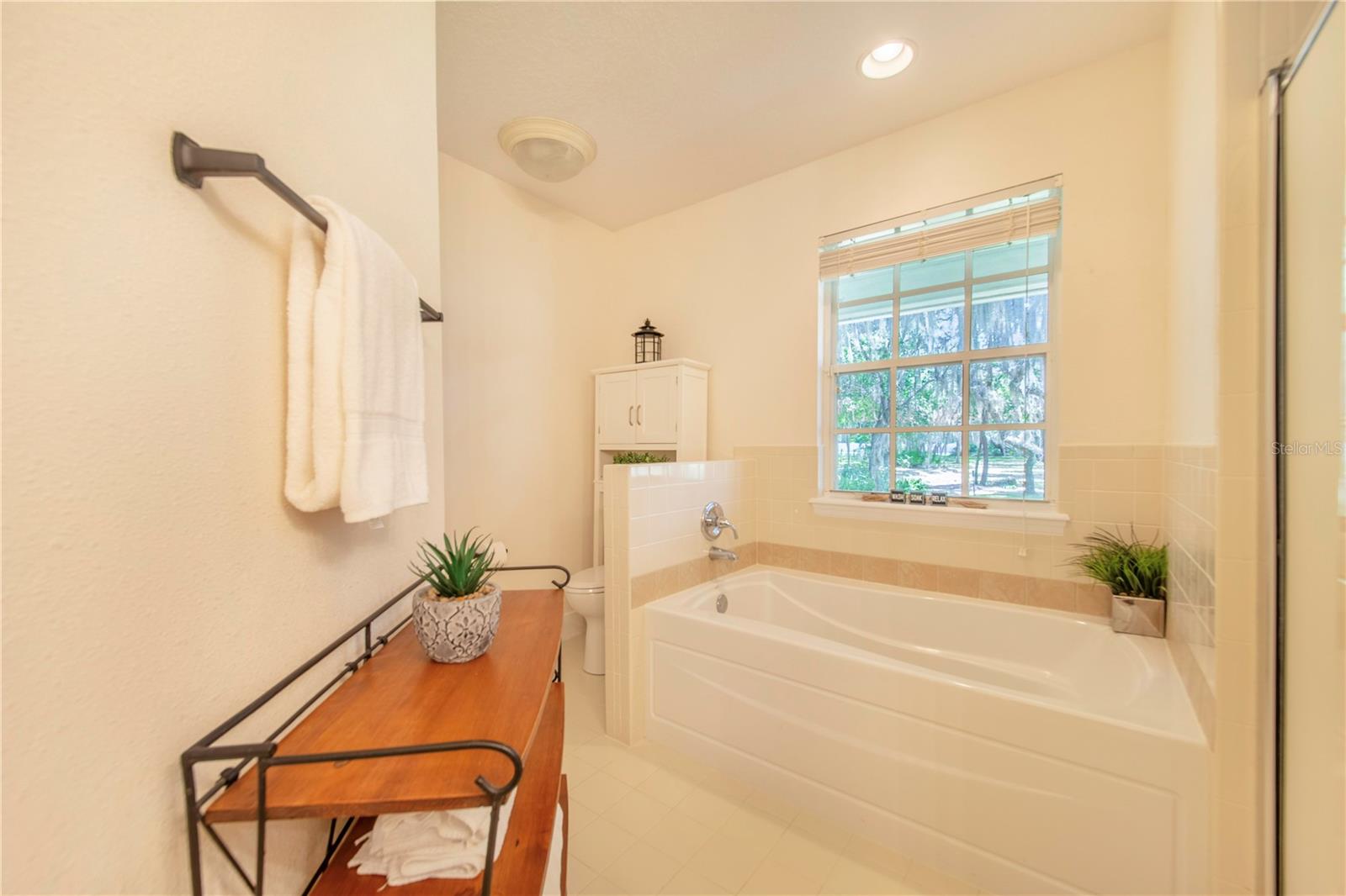 23 Oakwood Rd Property Photo 22