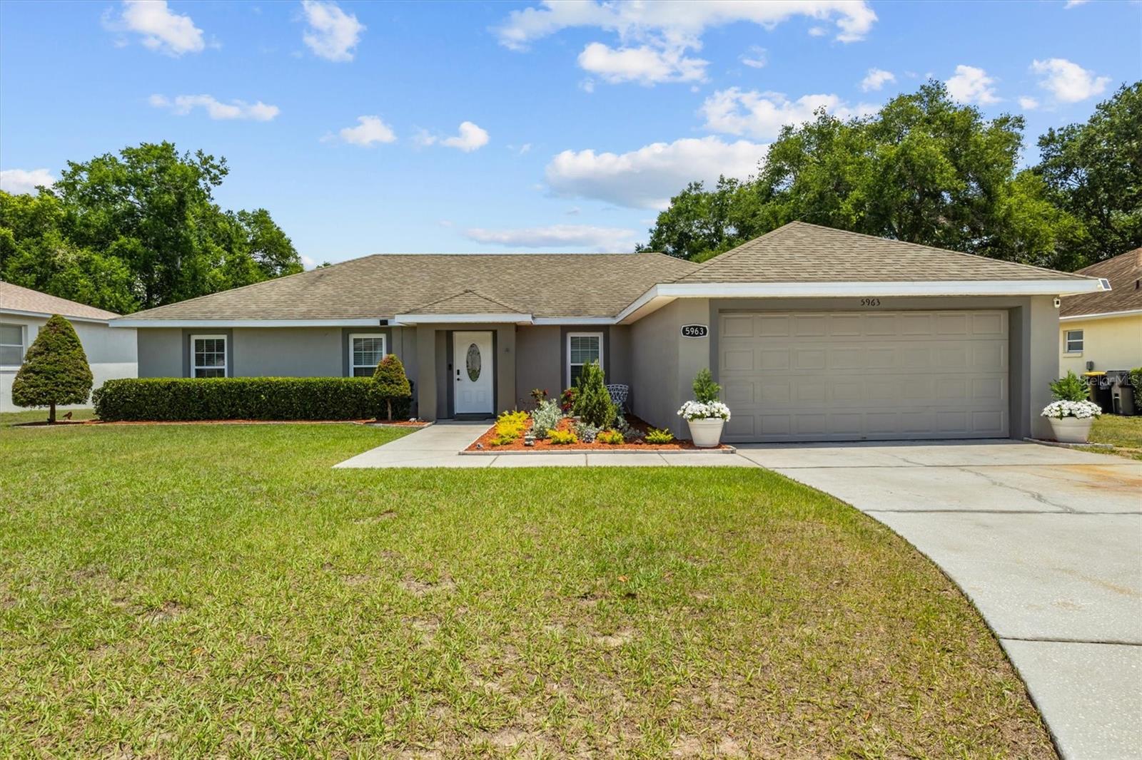 5963 Hillside Heights Dr Property Photo 1