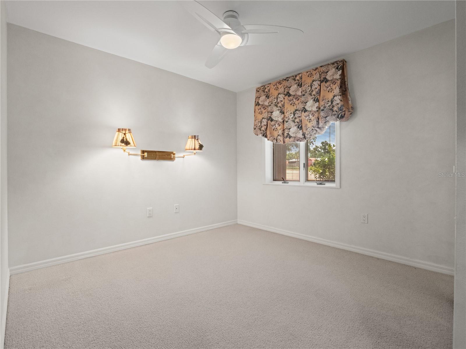 775 S Ilakee Ave Property Photo 44