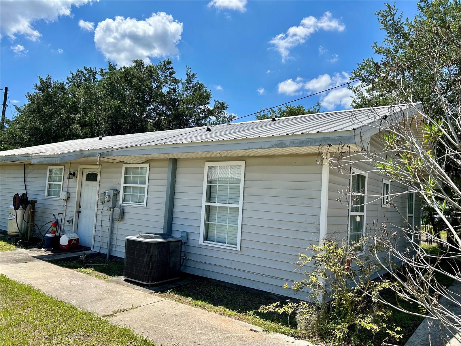 830 Alabama St Property Photo 26