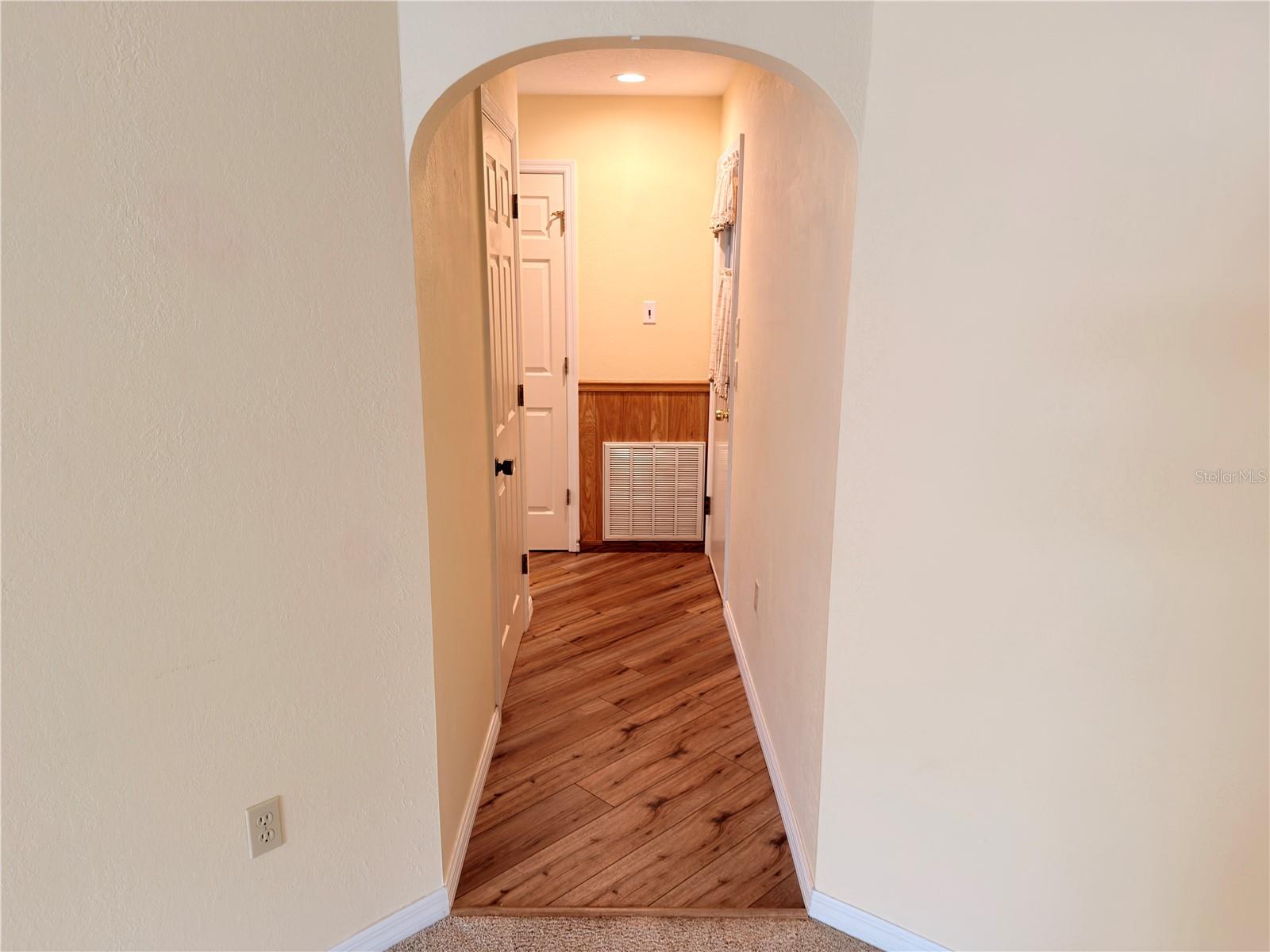 1241 Shamrock Dr Property Photo 15
