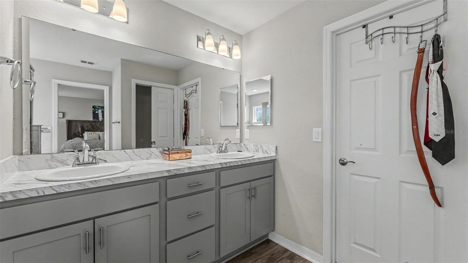 1244 Mezzavalle Way Property Photo 16