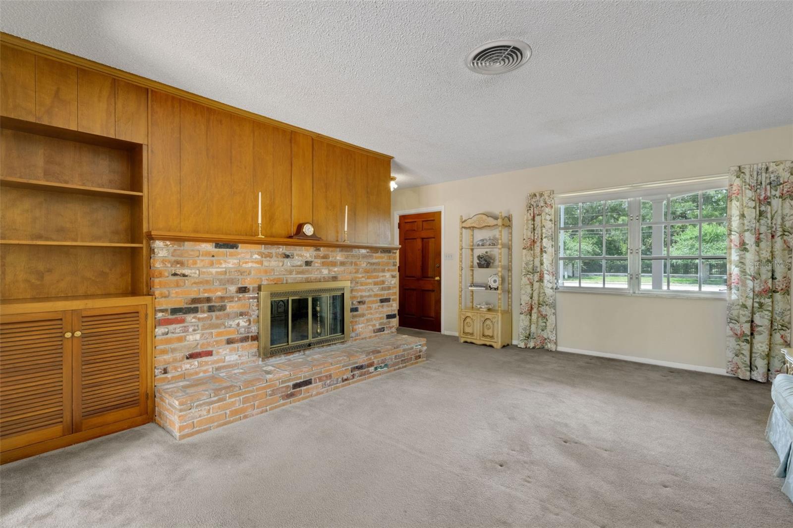 4200 Cleveland Heights Blvd Property Photo 2