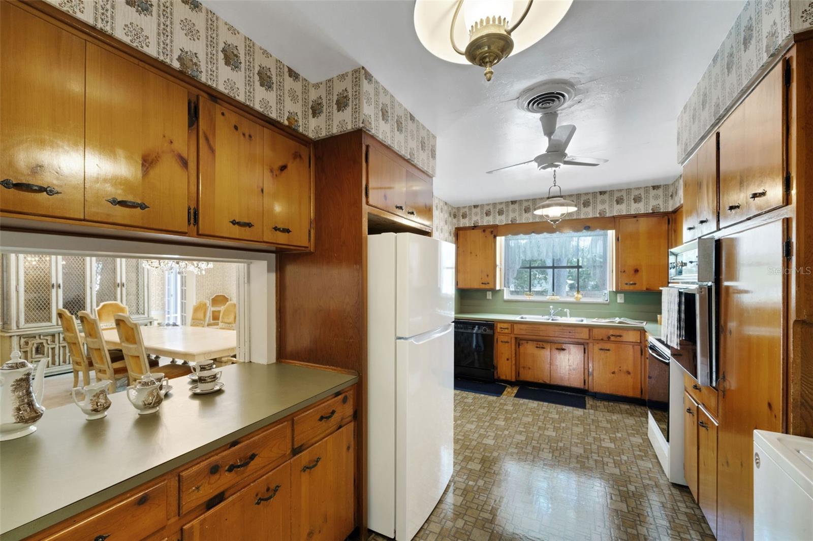 4200 Cleveland Heights Blvd Property Photo 10