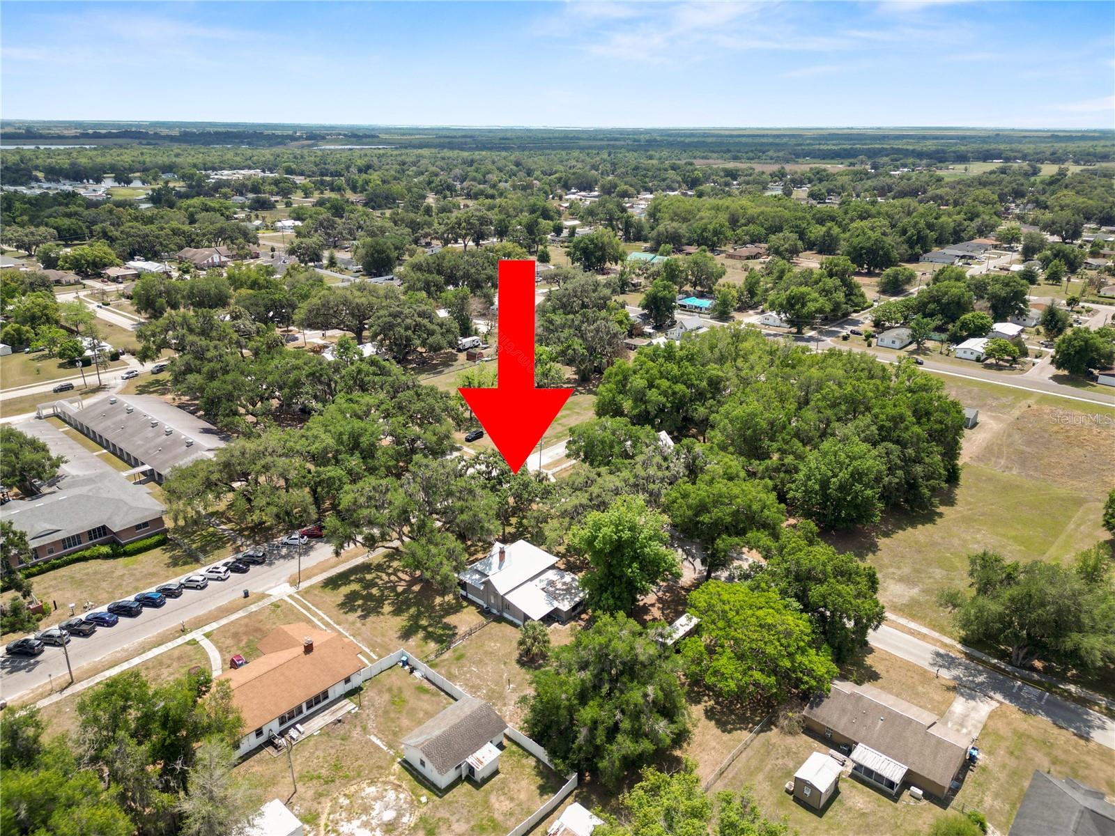 128 S Oak Ave Property Photo 13
