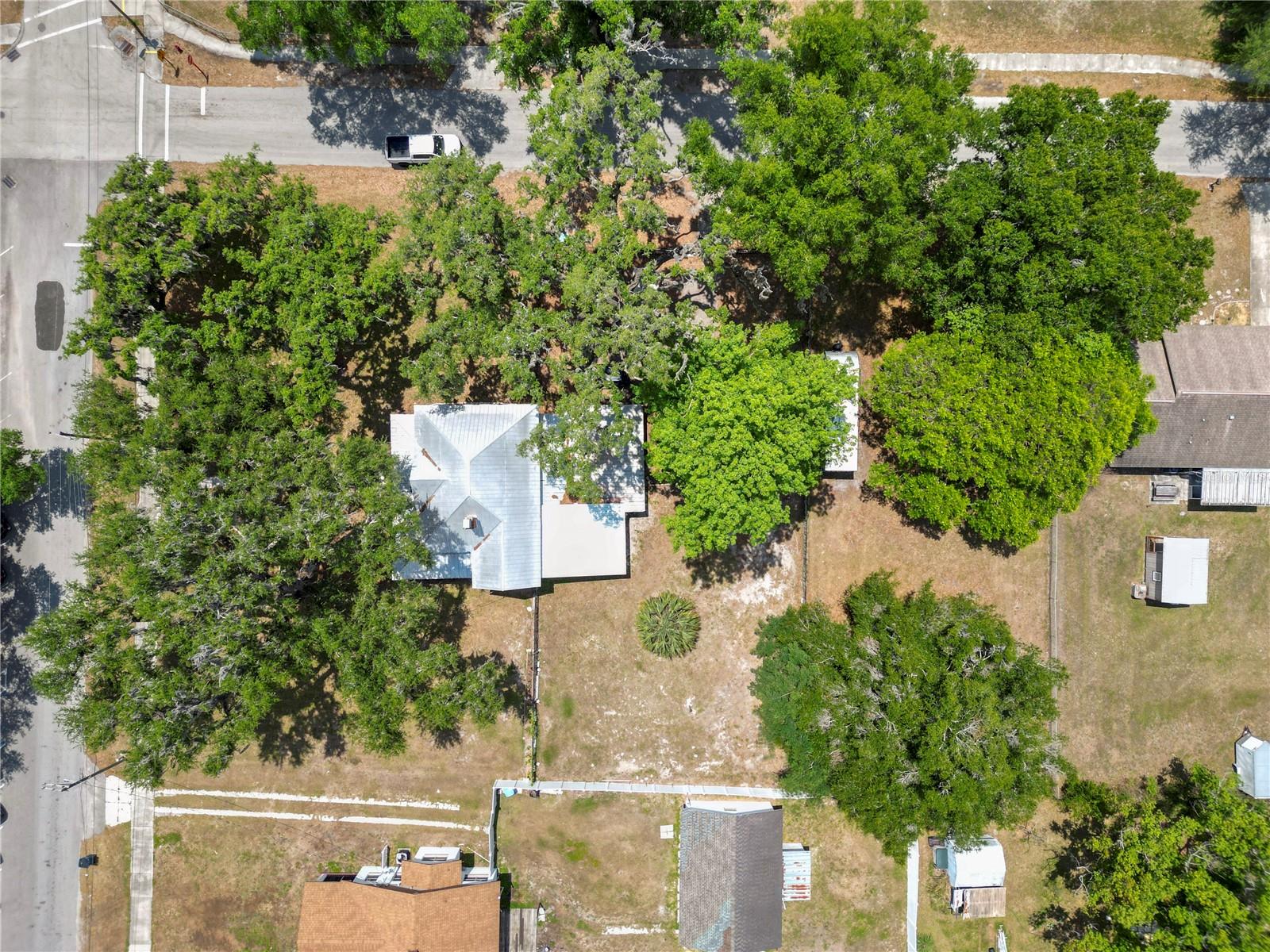 128 S Oak Ave Property Photo 19