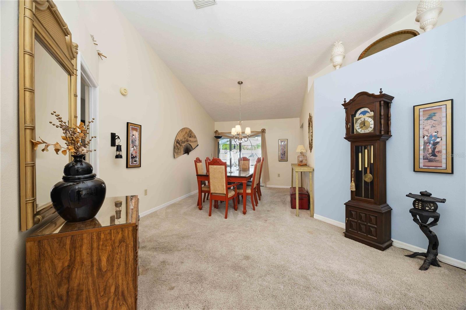 5235 Post Ln Property Photo 8