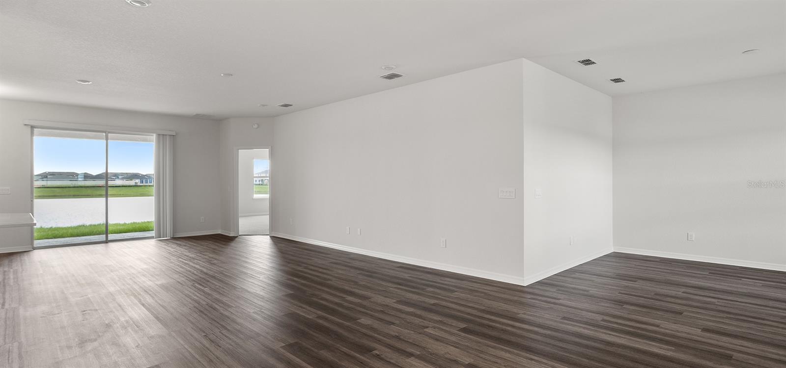 5990 Freshwater Canyon Dr Property Photo 4