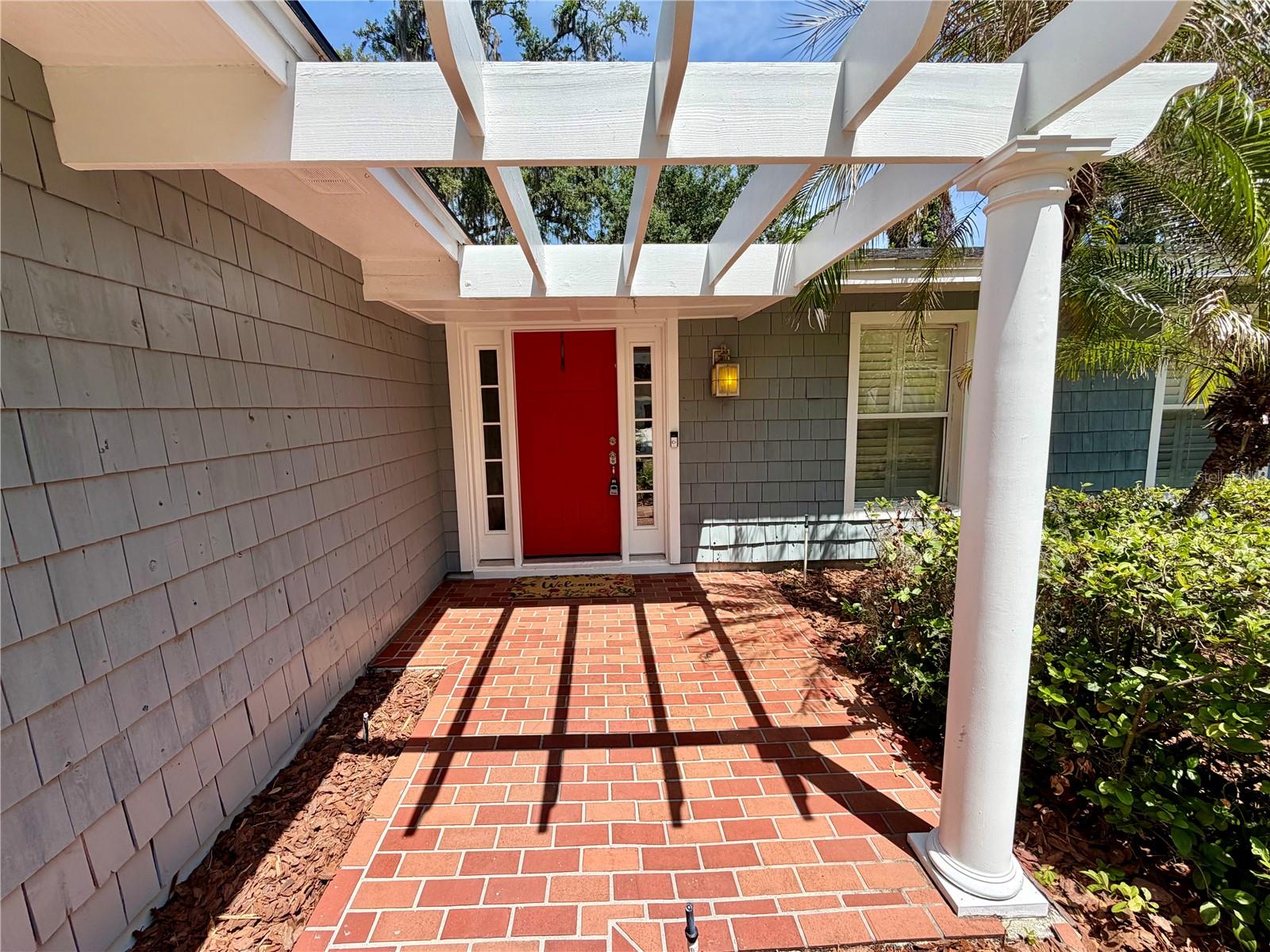 6322 Oak Sq E Property Photo 9