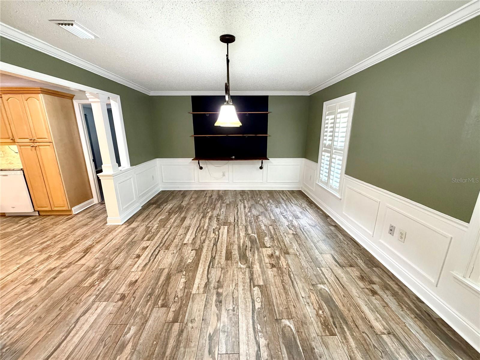 6322 Oak Sq E Property Photo 52