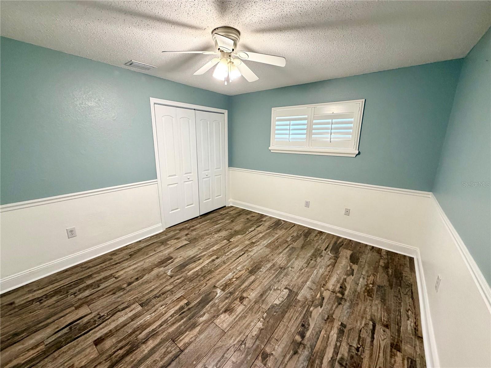 6322 Oak Sq E Property Photo 61
