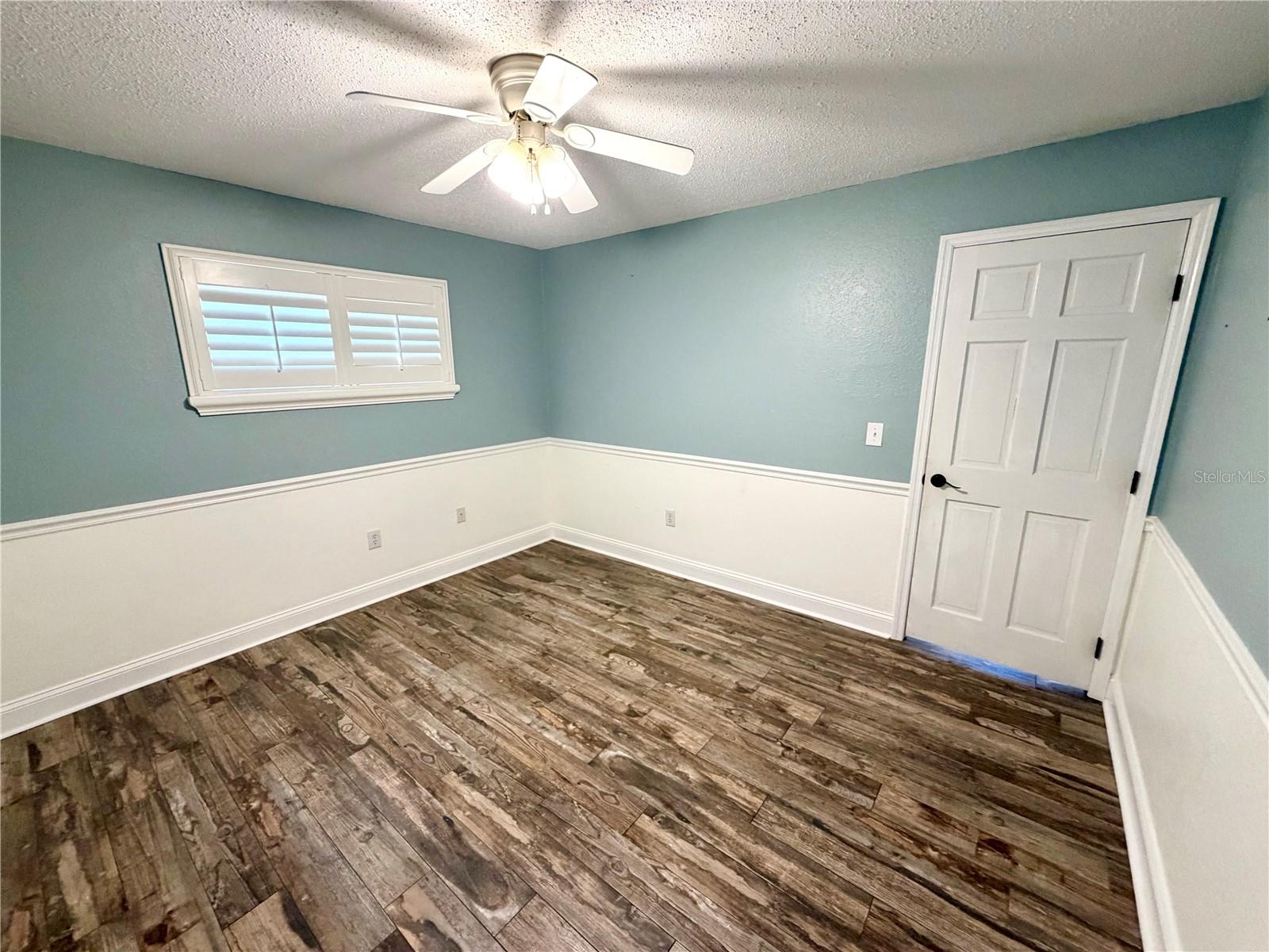 6322 Oak Sq E Property Photo 62