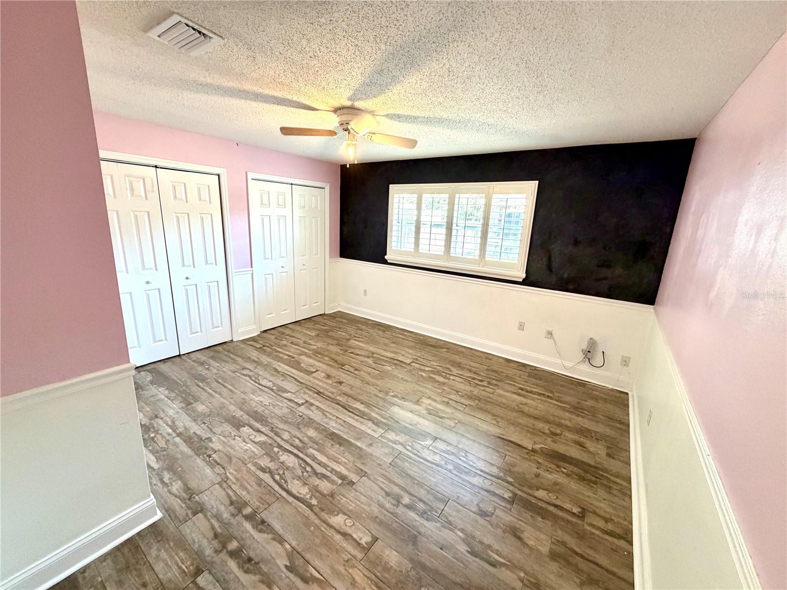 6322 Oak Sq E Property Photo 65