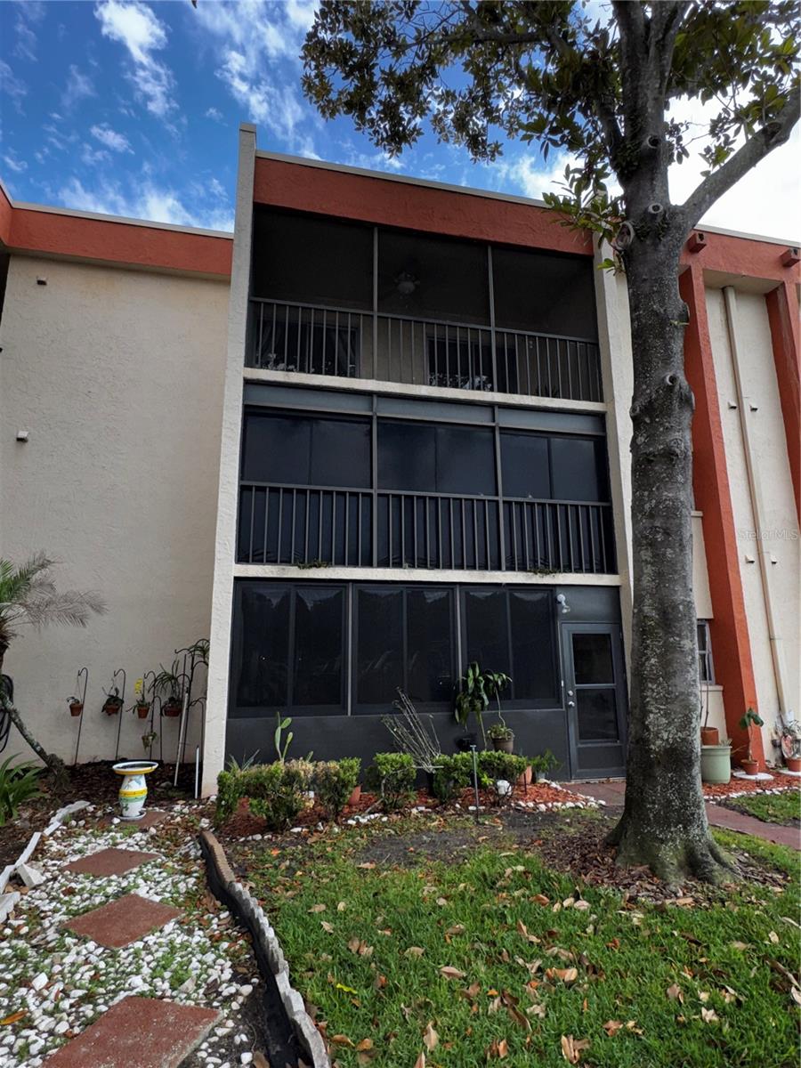 1130 N Lake Parker Ave #e332 Property Photo 1