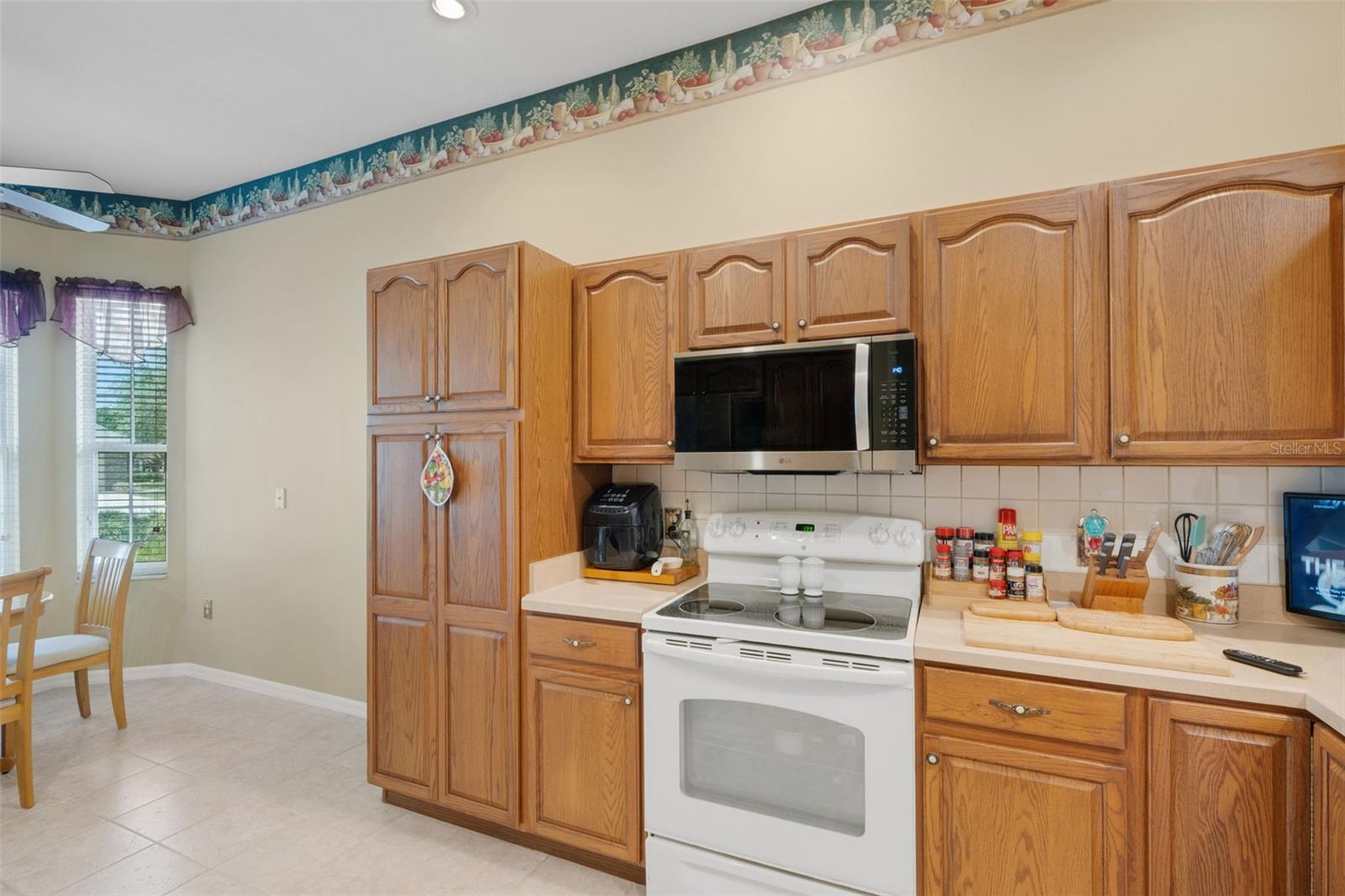 6560 Lake Clark Dr Property Photo 6