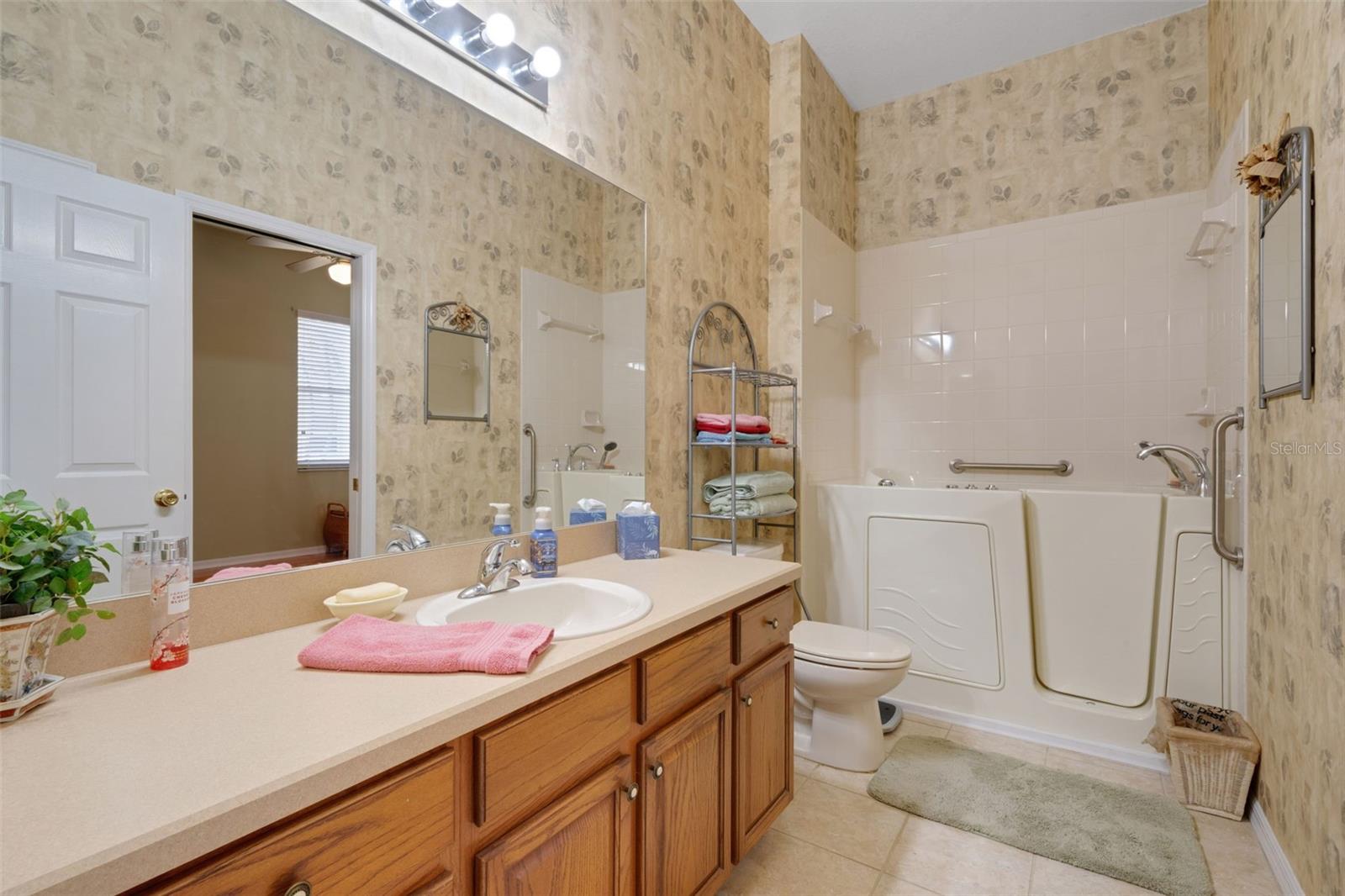 6560 Lake Clark Dr Property Photo 20
