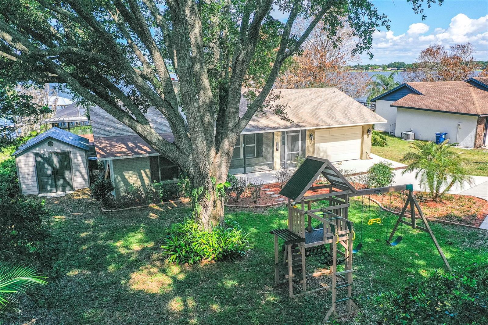 715 S Lakeside Ter Property Photo 38
