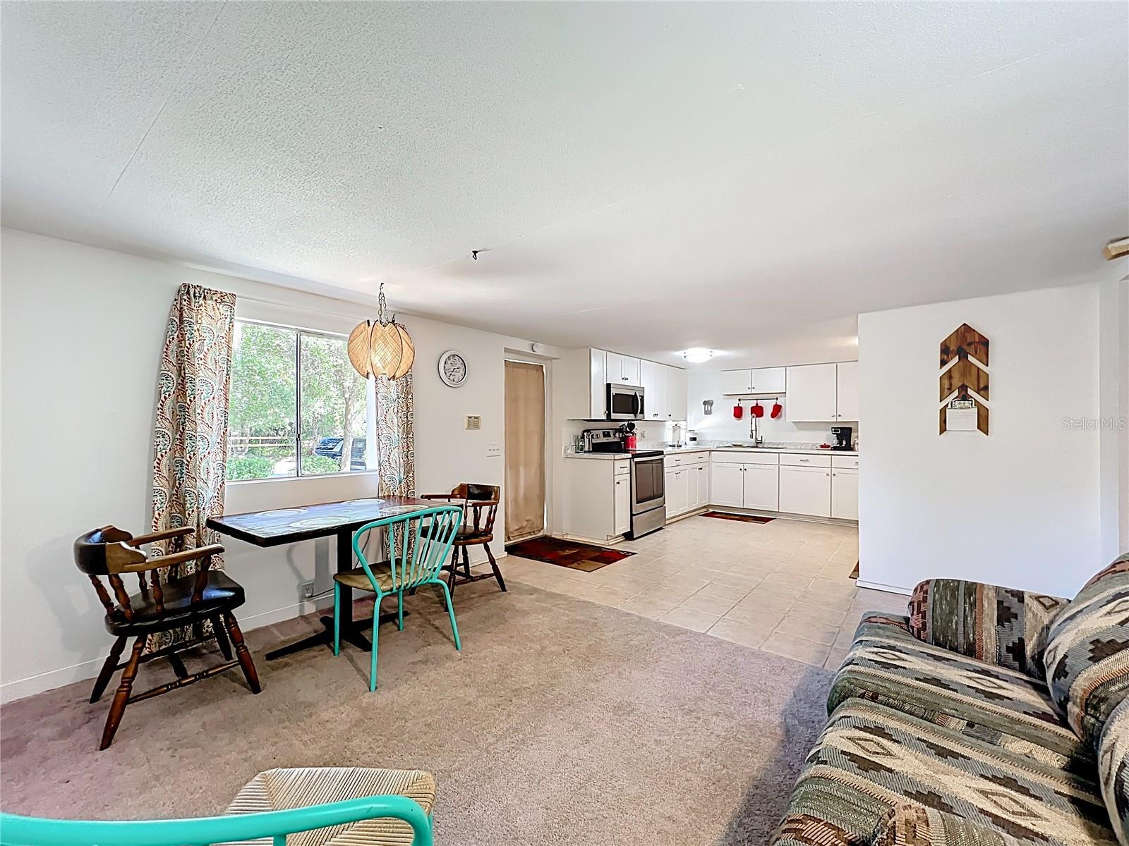 1338 Saint Nicholas Ave Property Photo 12