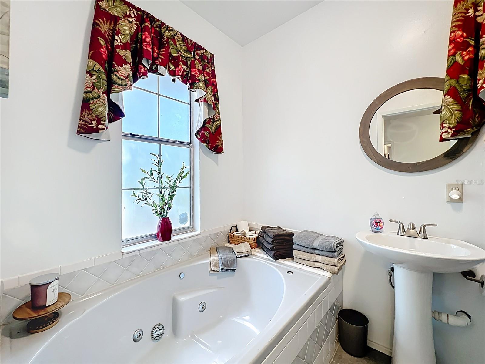 1338 Saint Nicholas Ave Property Photo 27