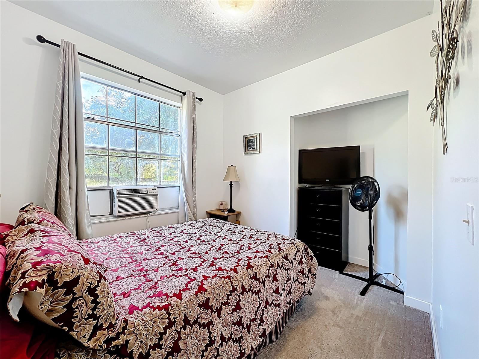 1338 Saint Nicholas Ave Property Photo 29