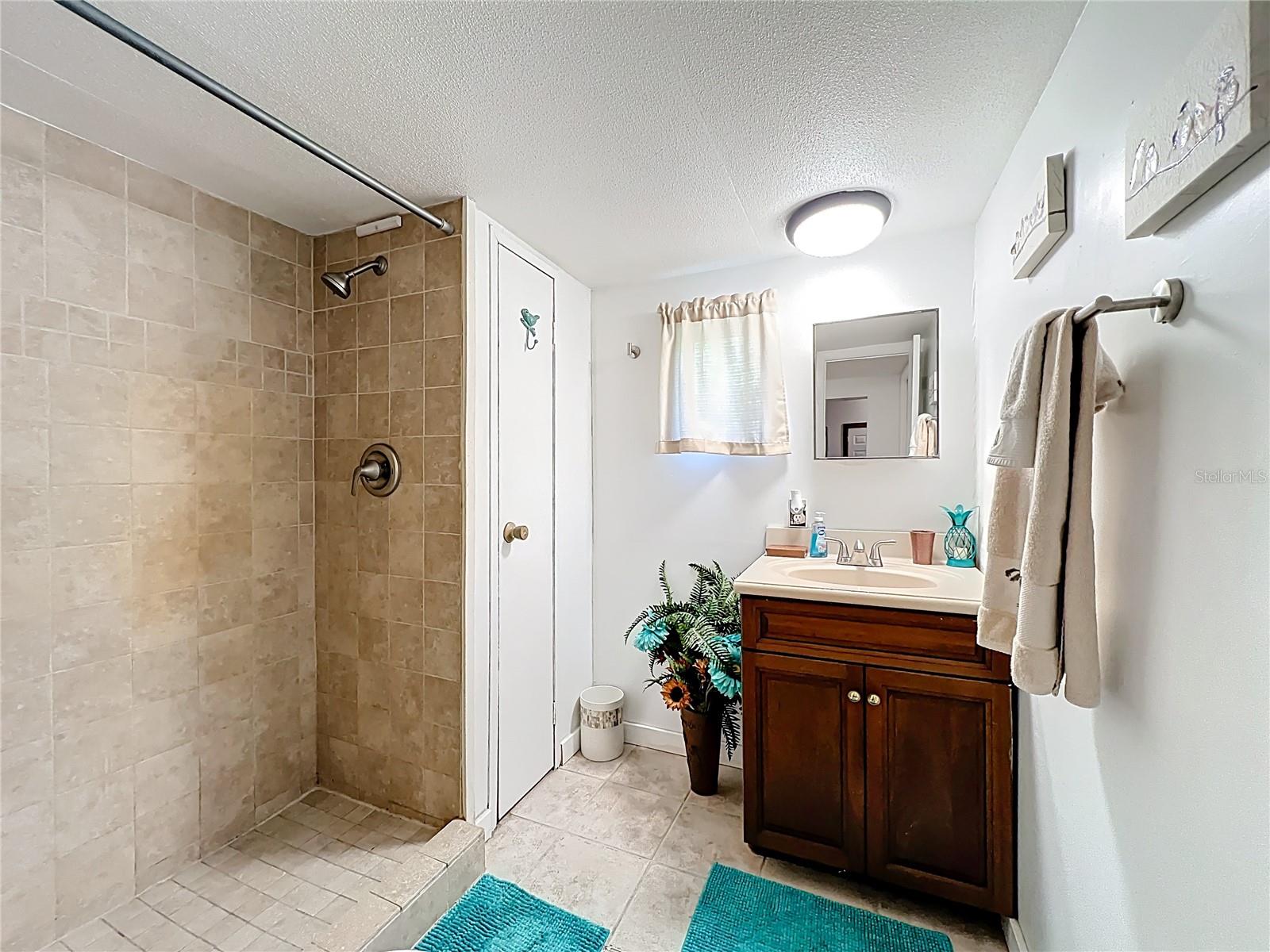 1338 Saint Nicholas Ave Property Photo 30