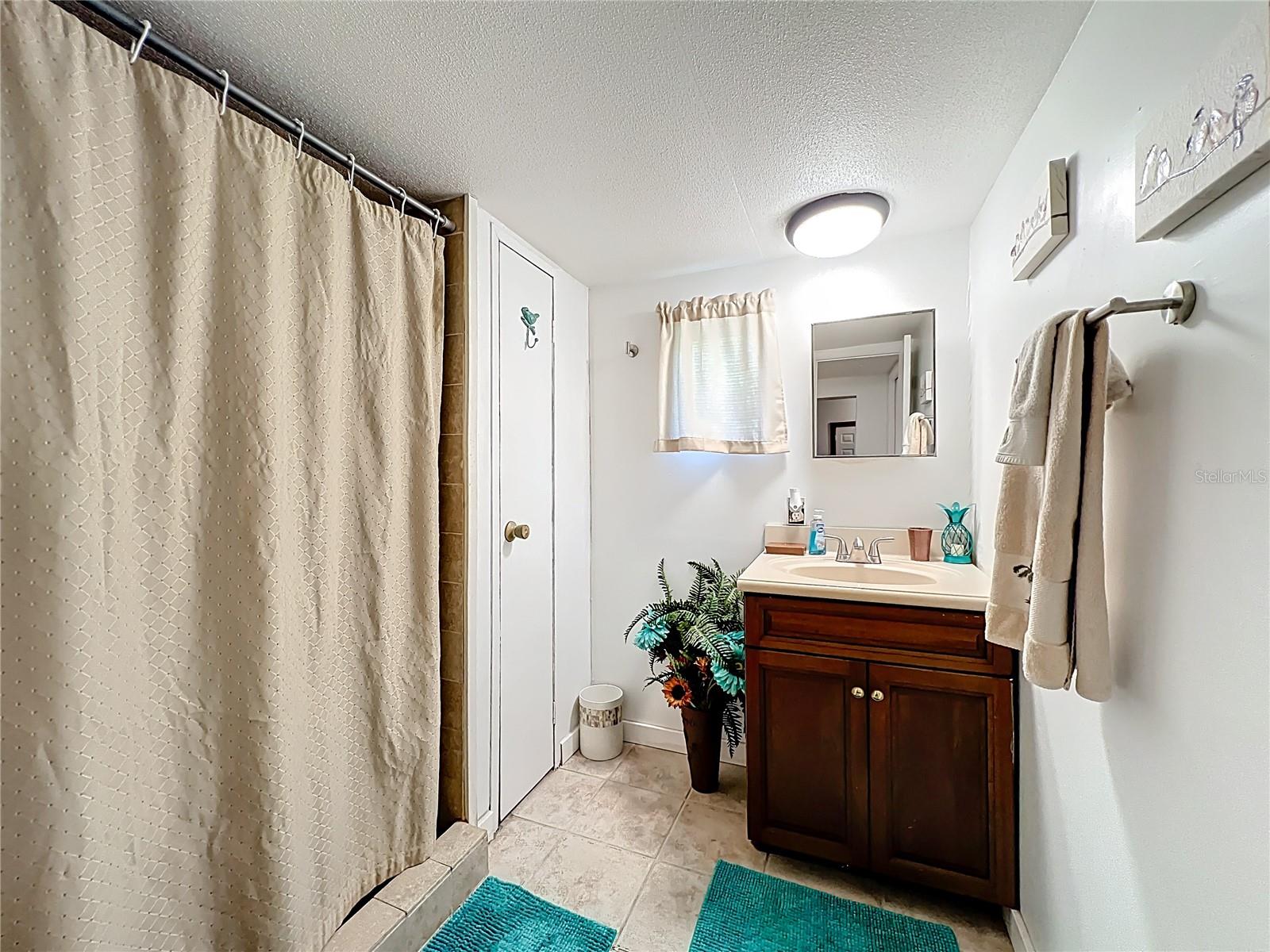 1338 Saint Nicholas Ave Property Photo 31
