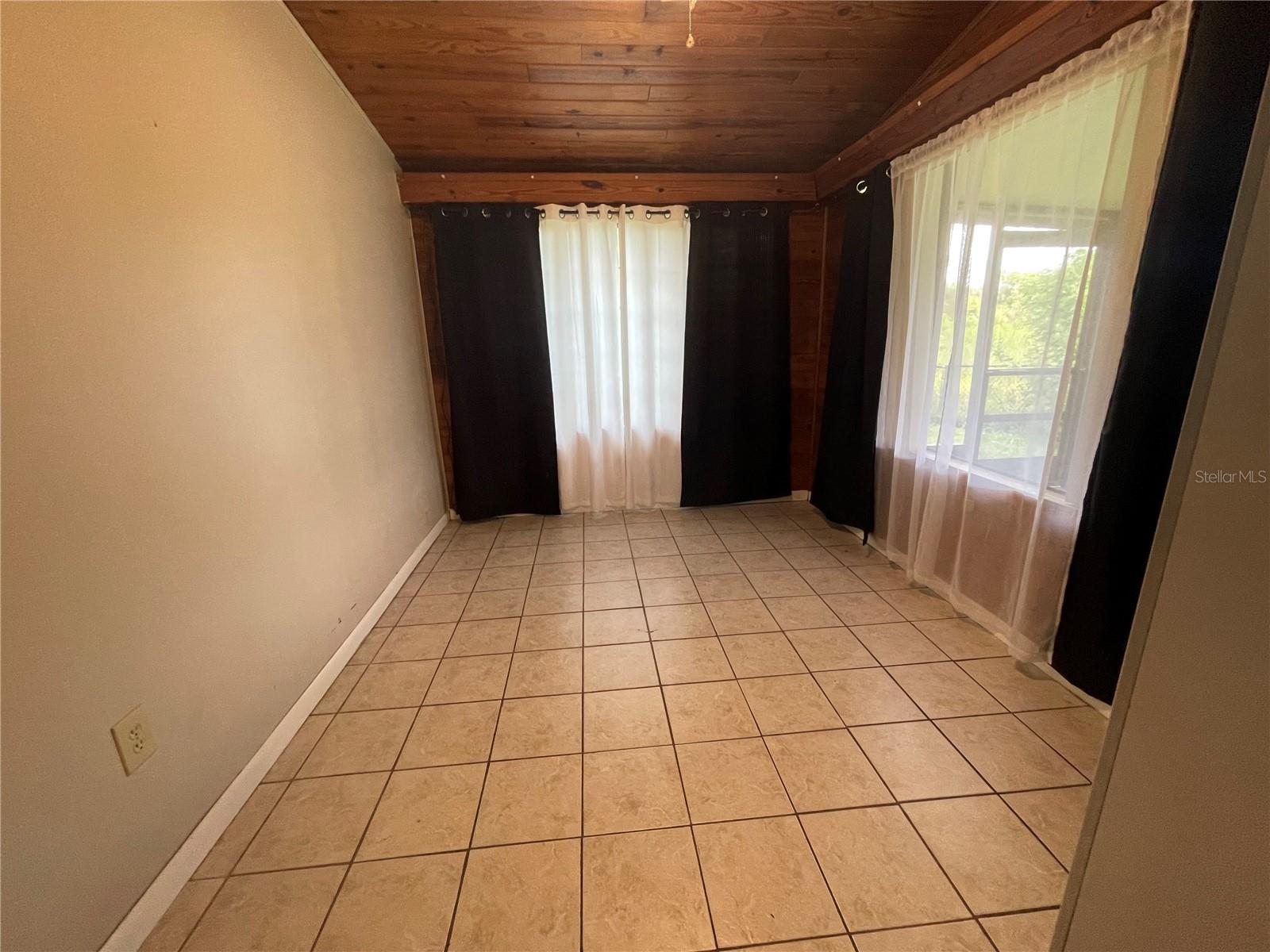 3008 Skyview Dr Property Photo 17