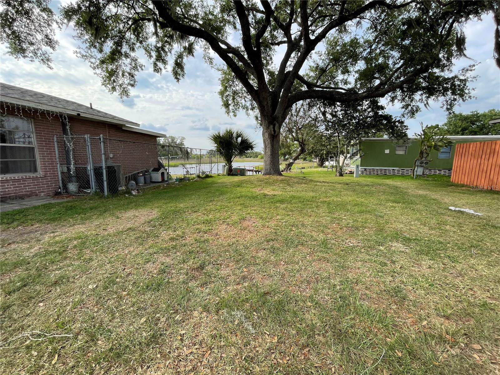 Skyview Dr Property Photo 1