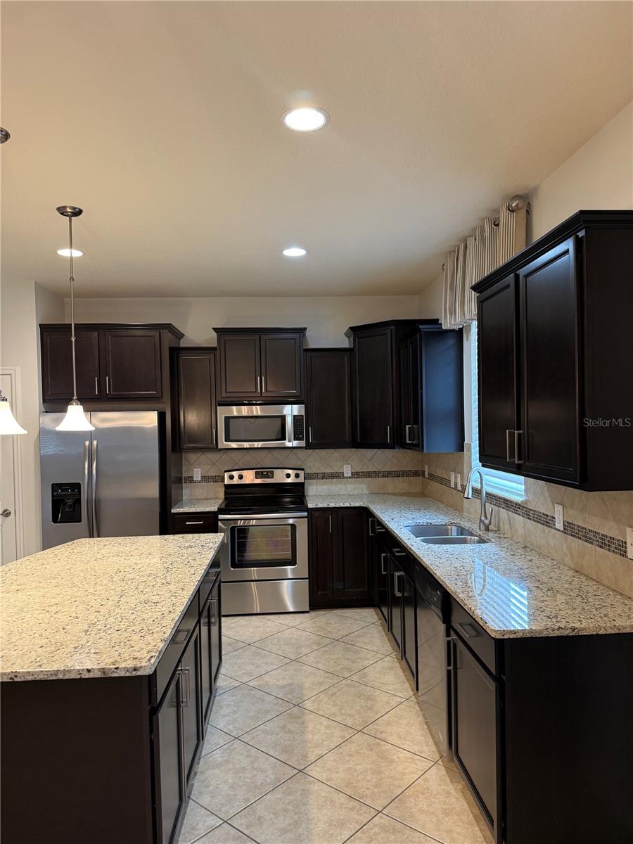 8519 Rindge Rd Property Photo 4