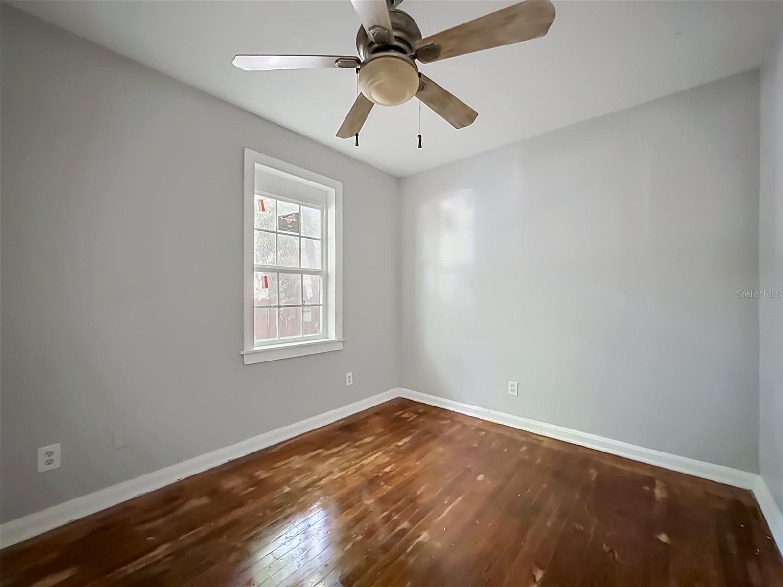 3323 Post St Property Photo 14