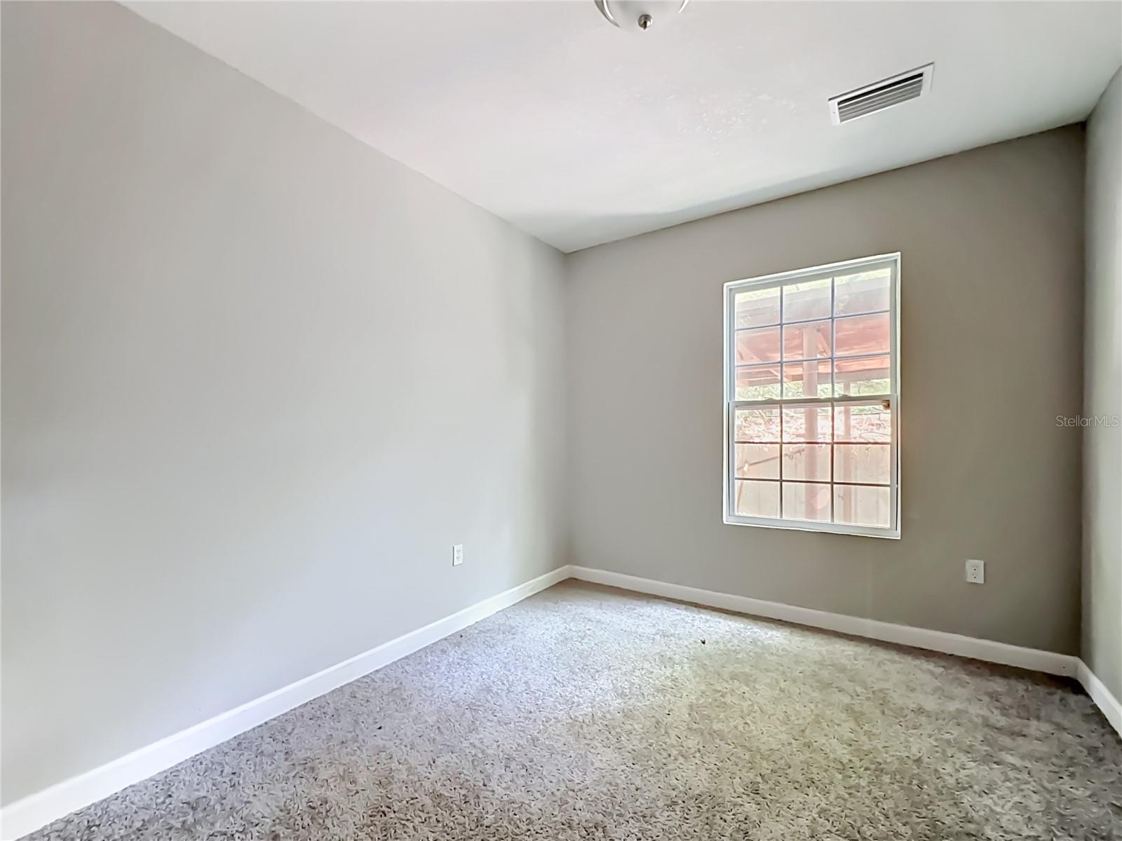 3323 Post St Property Photo 17
