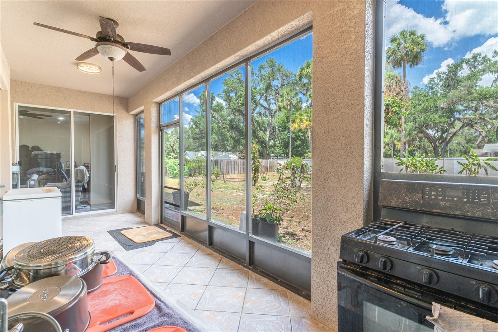 915 Hickory Fork Dr Property Photo 28