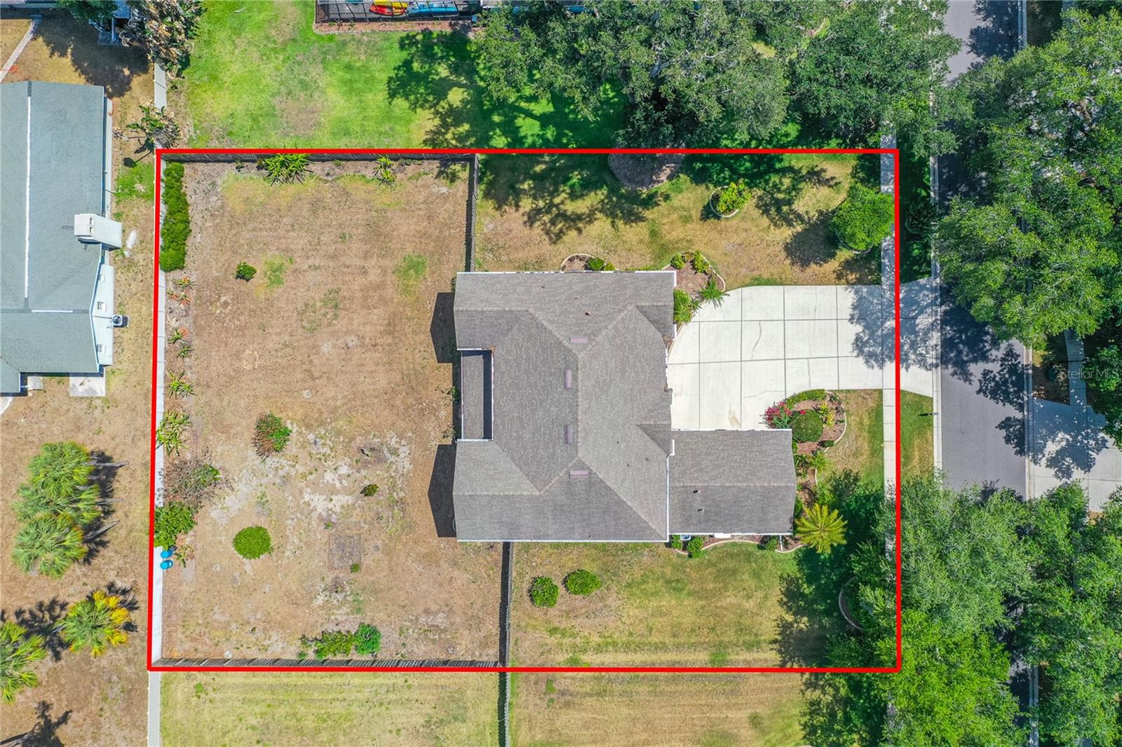 915 Hickory Fork Dr Property Photo 35