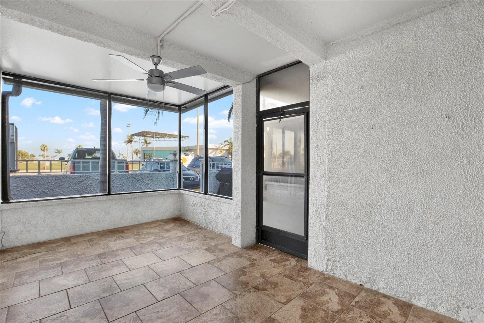 337 Rex Pl #a Property Photo 6