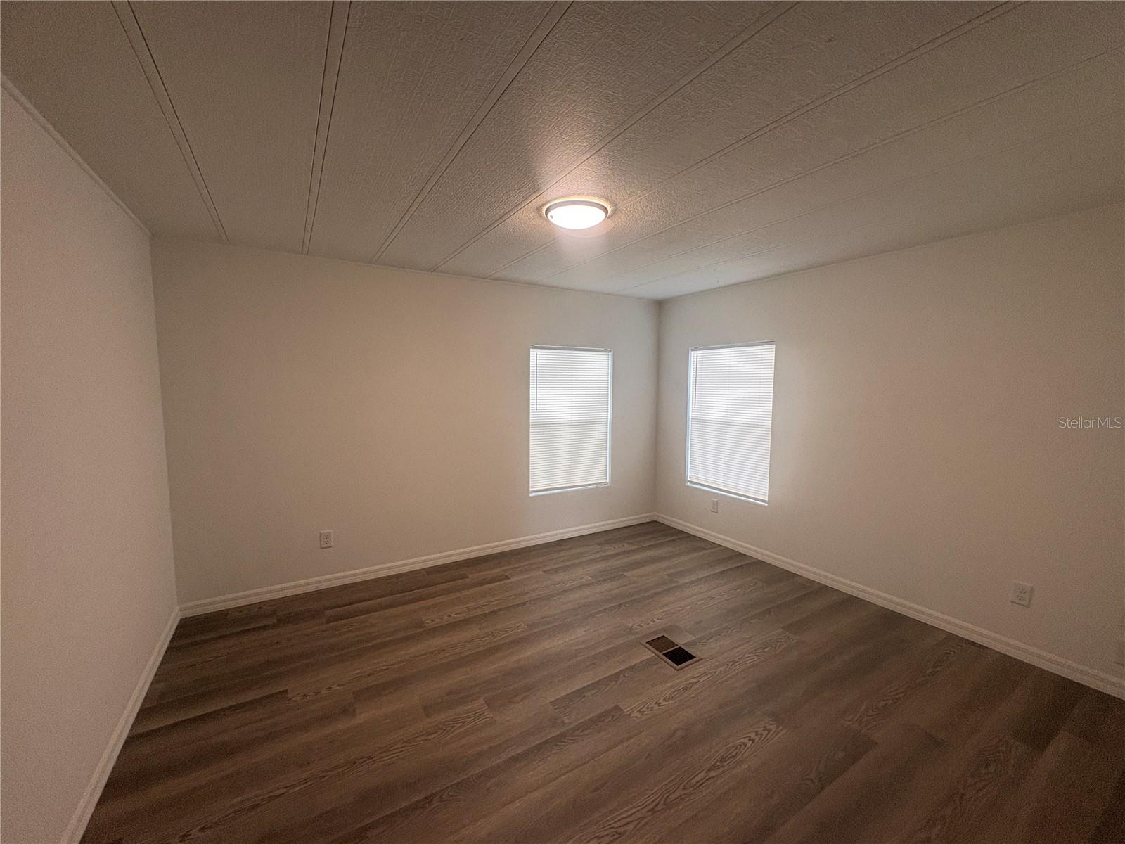 3923 Ward Rd Property Photo 18