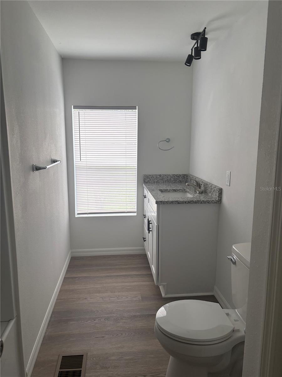 3923 Ward Rd Property Photo 22