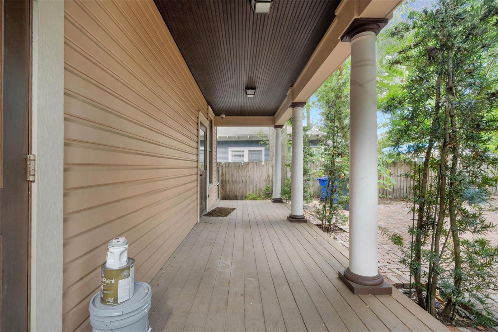 716 E Lime St Property Photo 26