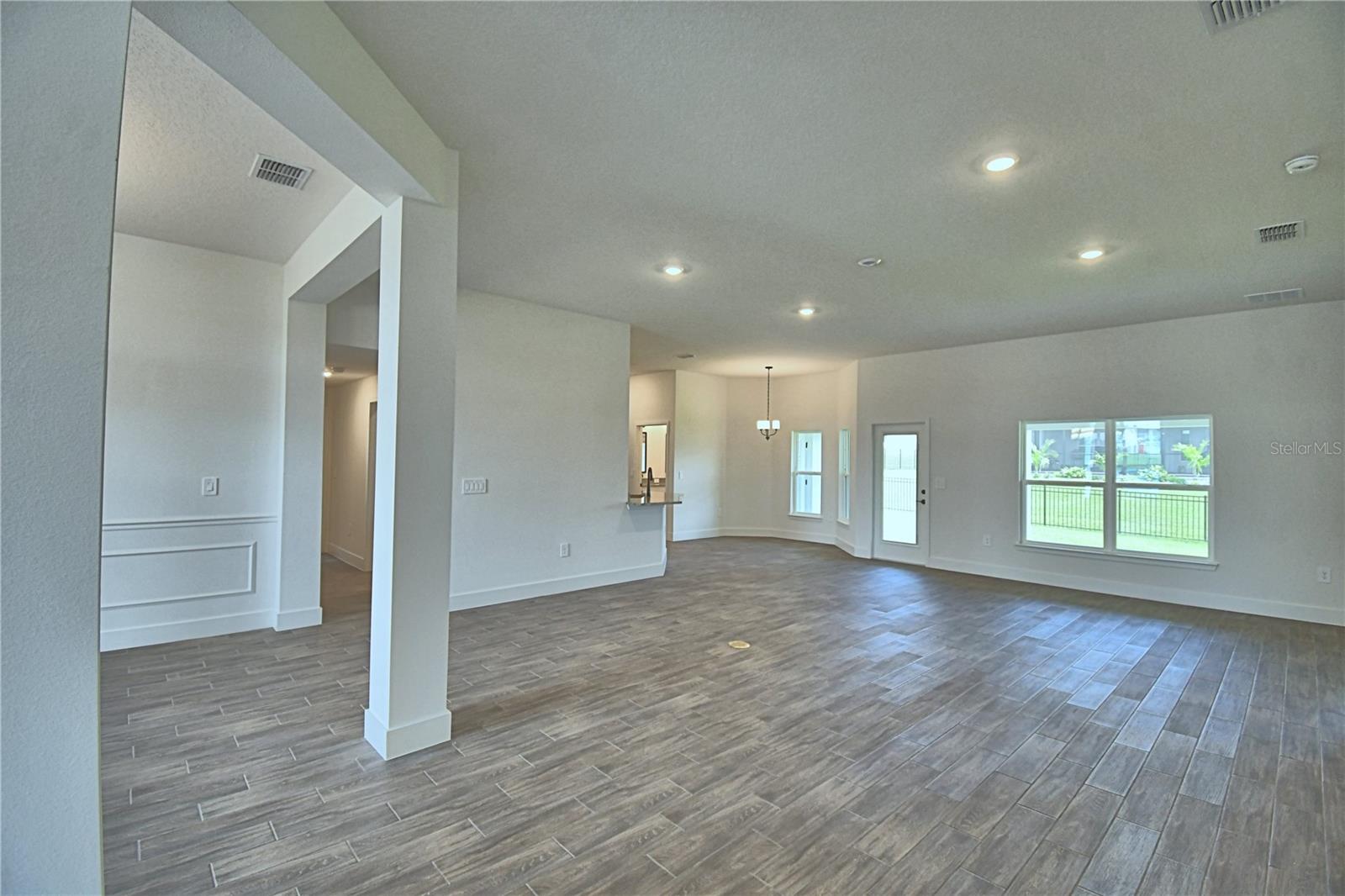 5421 Waterside Dr Property Photo 13